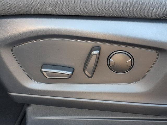 Certified 2026 Ford Explorer Active AWD/4WD image 13