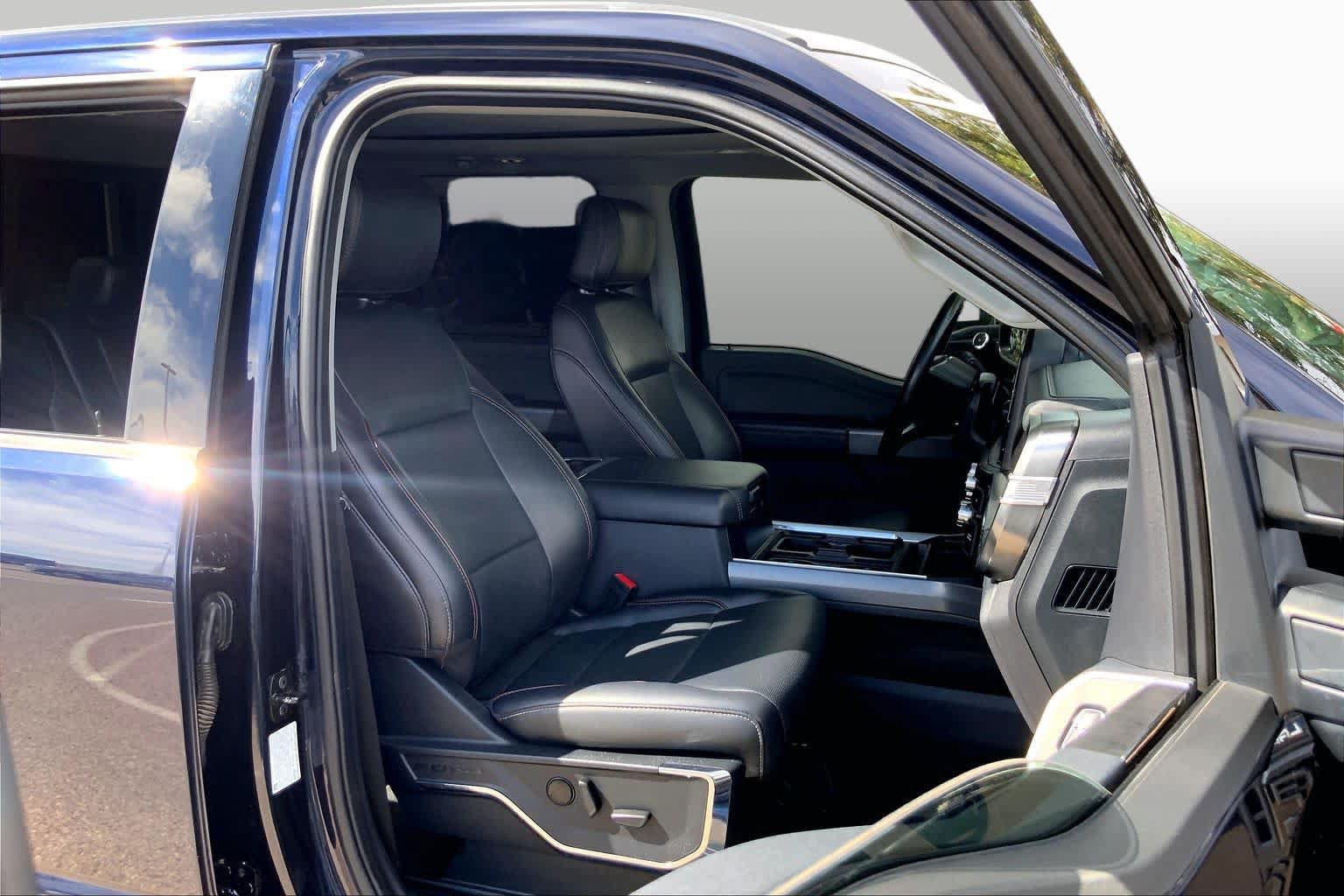 Certified 2024 Ford F250 Lariat w/ Lariat Ultimate Package AWD/4WD image 9