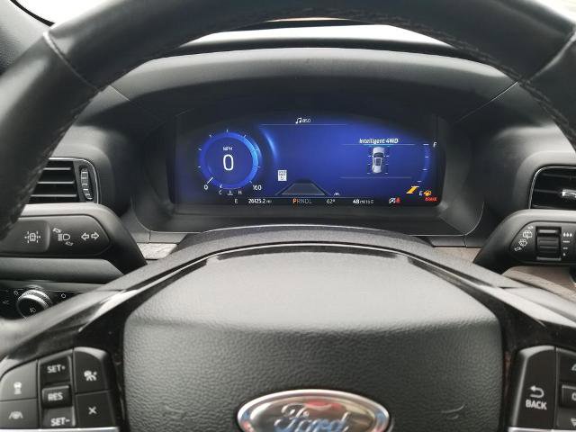 Certified 2023 Ford Explorer Platinum w/ Technology Package AWD/4WD image 24