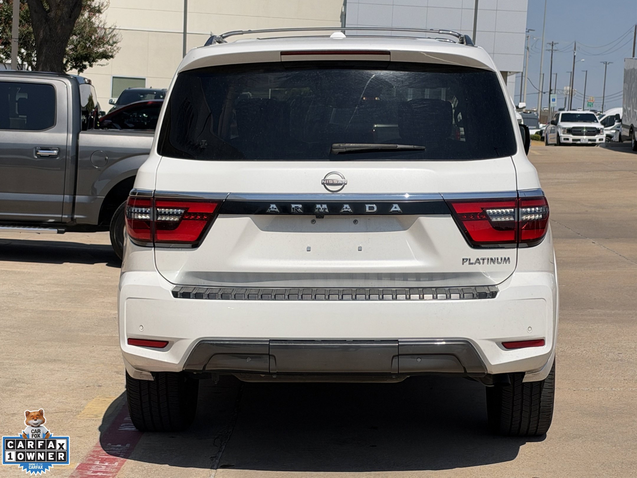 Used 2022 Nissan Armada Platinum w/ Captain's Chairs Package RWD image 6