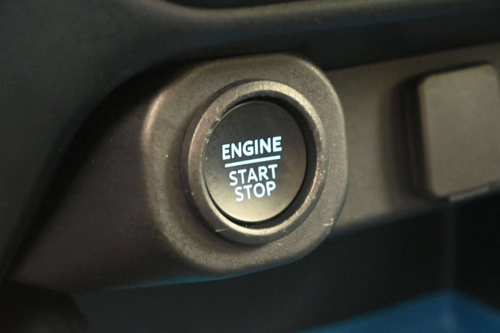Certified 2025 Ford Maverick XLT FWD image 13