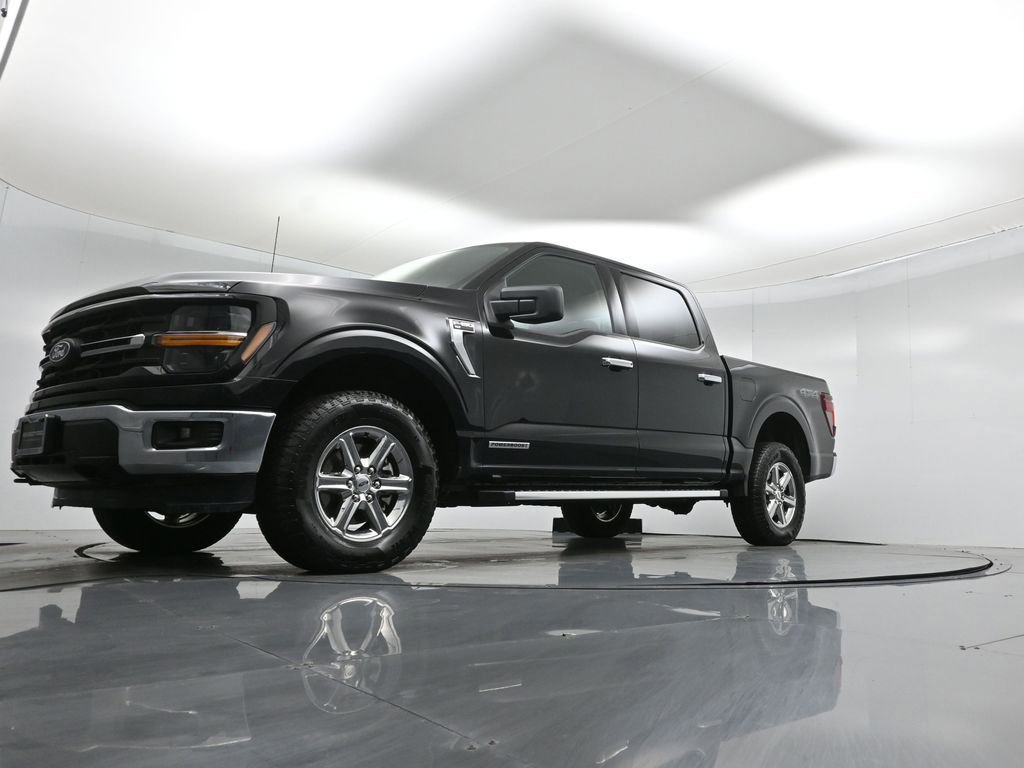 Certified 2025 Ford F150 XLT w/ Equipment Group 301A Standard image 13