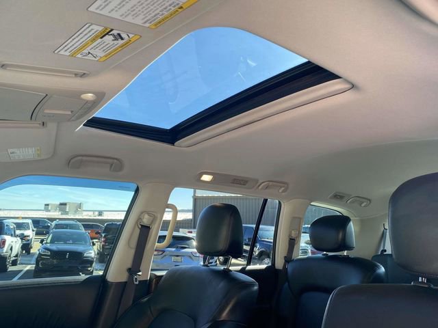 Used 2022 Nissan Armada SL w/ Captain's Chairs Package image 18