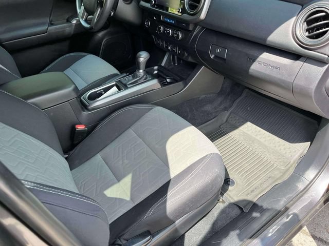 Used 2021 Toyota Tacoma TRD Off-Road w/ Technology Package RWD image 22