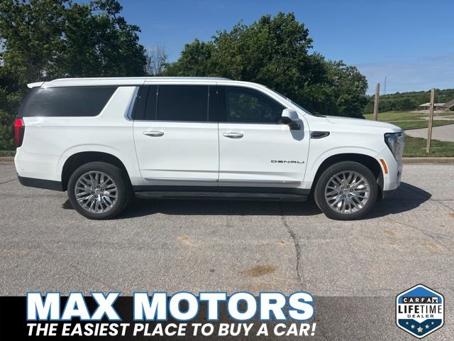 Used 2025 GMC Yukon XL Denali AWD/4WD image 3