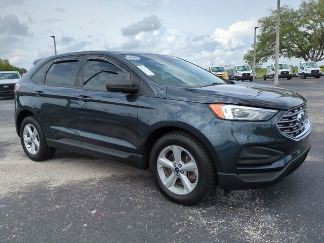 Certified 2022 Ford Edge SE image 2