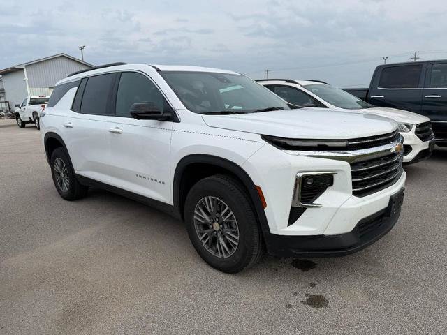 Used 2024 Chevrolet Traverse LT FWD image 2