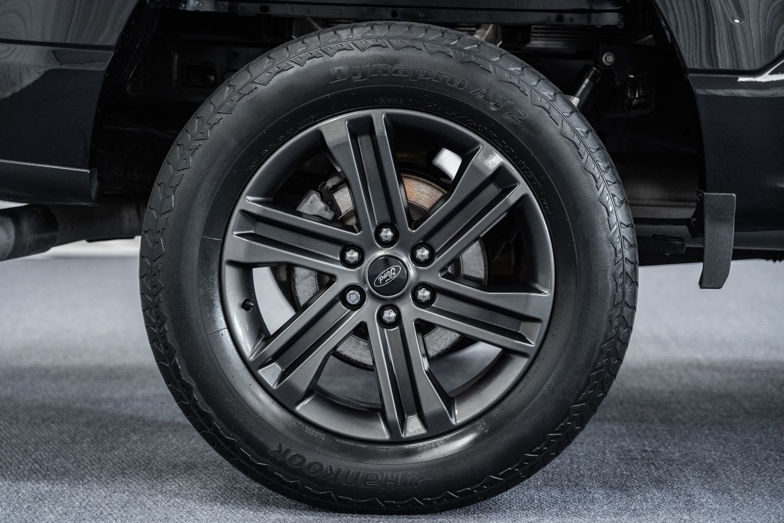 Certified 2022 Ford F150 Lariat w/ Equipment Group 502A High image 19