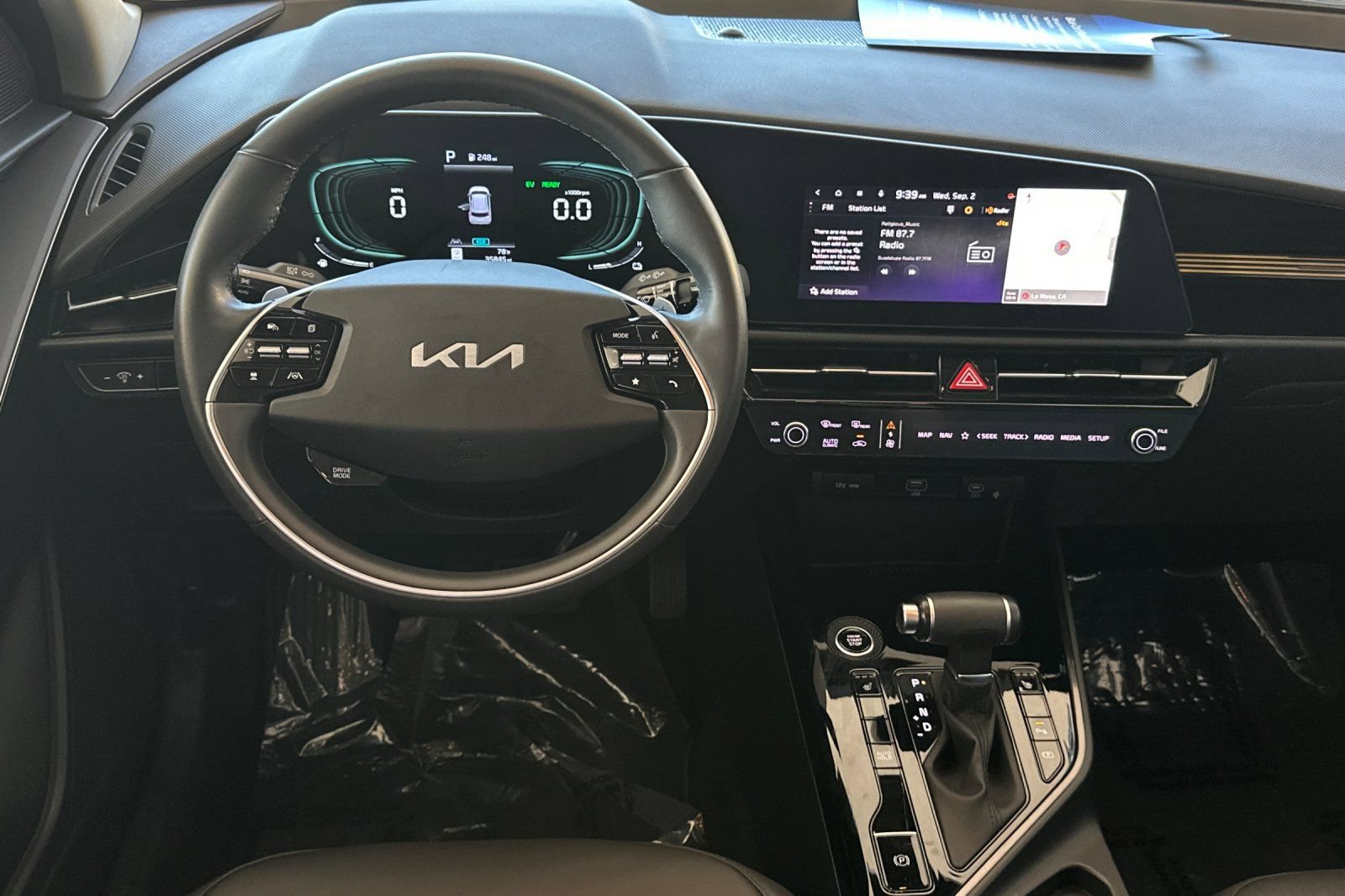 Used 2023 Kia Niro EX FWD image 13