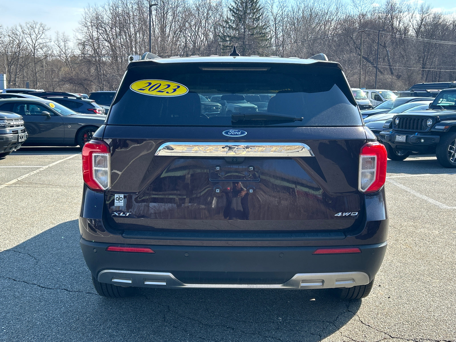 Certified 2023 Ford Explorer XLT w/ Equipment Group 202A image 3