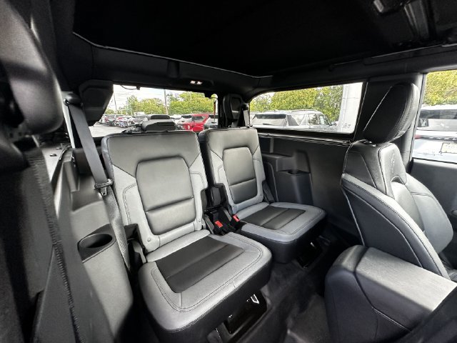 Certified 2023 Ford Bronco Big Bend w/ Sasquatch Package AWD/4WD image 34
