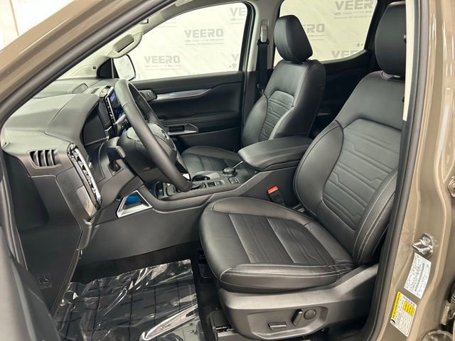 Certified 2025 Ford Ranger Lariat w/ Chrome Accent Package image 13