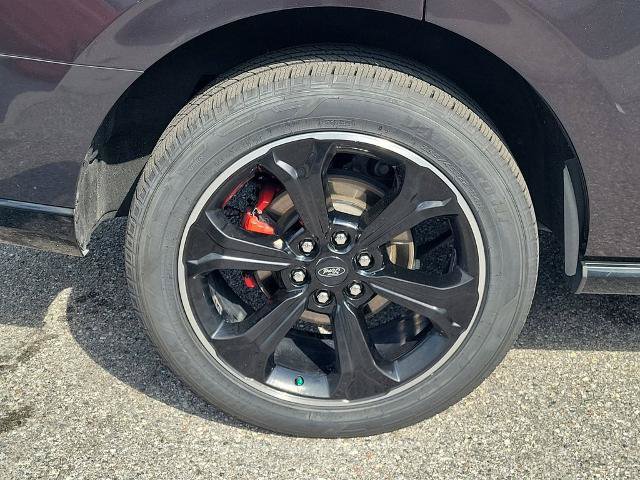 Certified 2024 Ford Expedition Limited RWD image 6