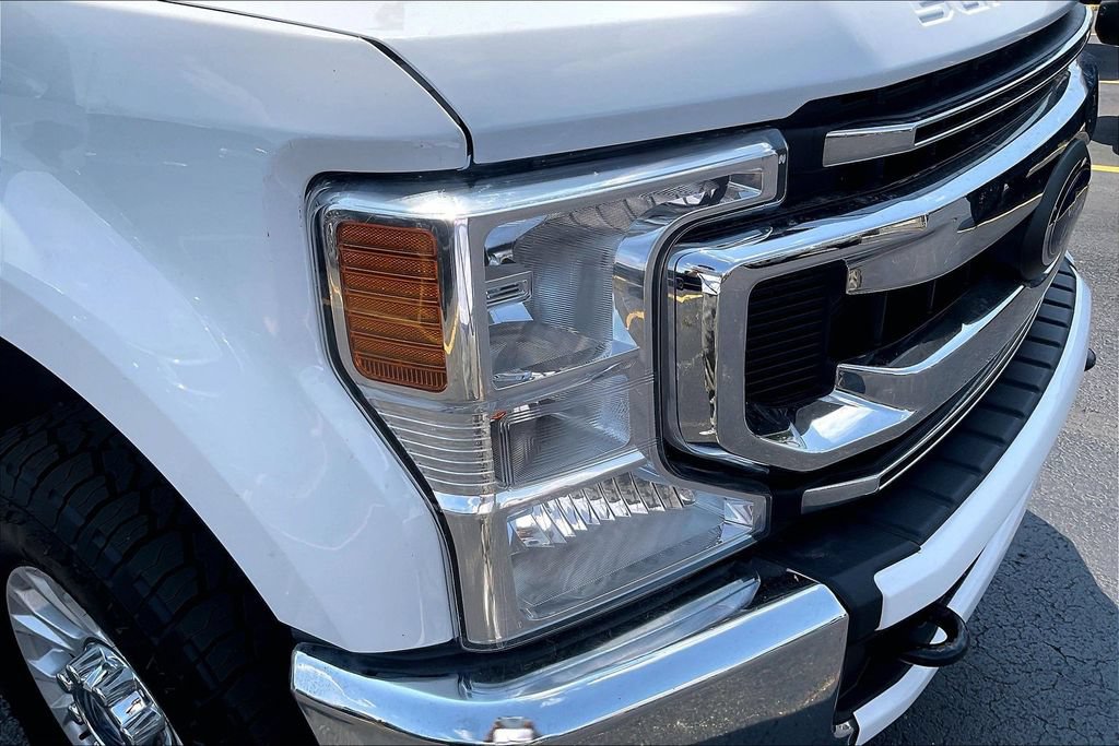 Certified 2022 Ford F250 XLT AWD/4WD image 28