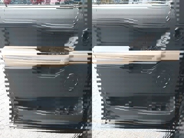 Certified 2024 Ford Expedition Limited image 15