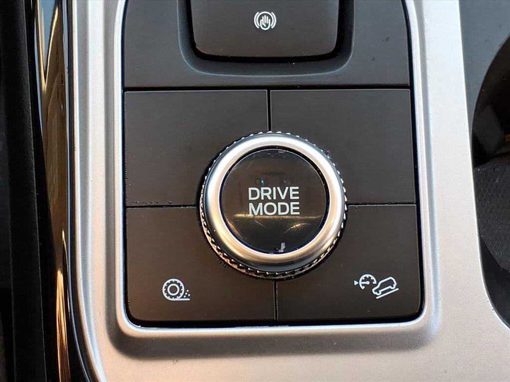 Certified 2023 Ford Explorer Limited w/ Equipment Group 301A image 19