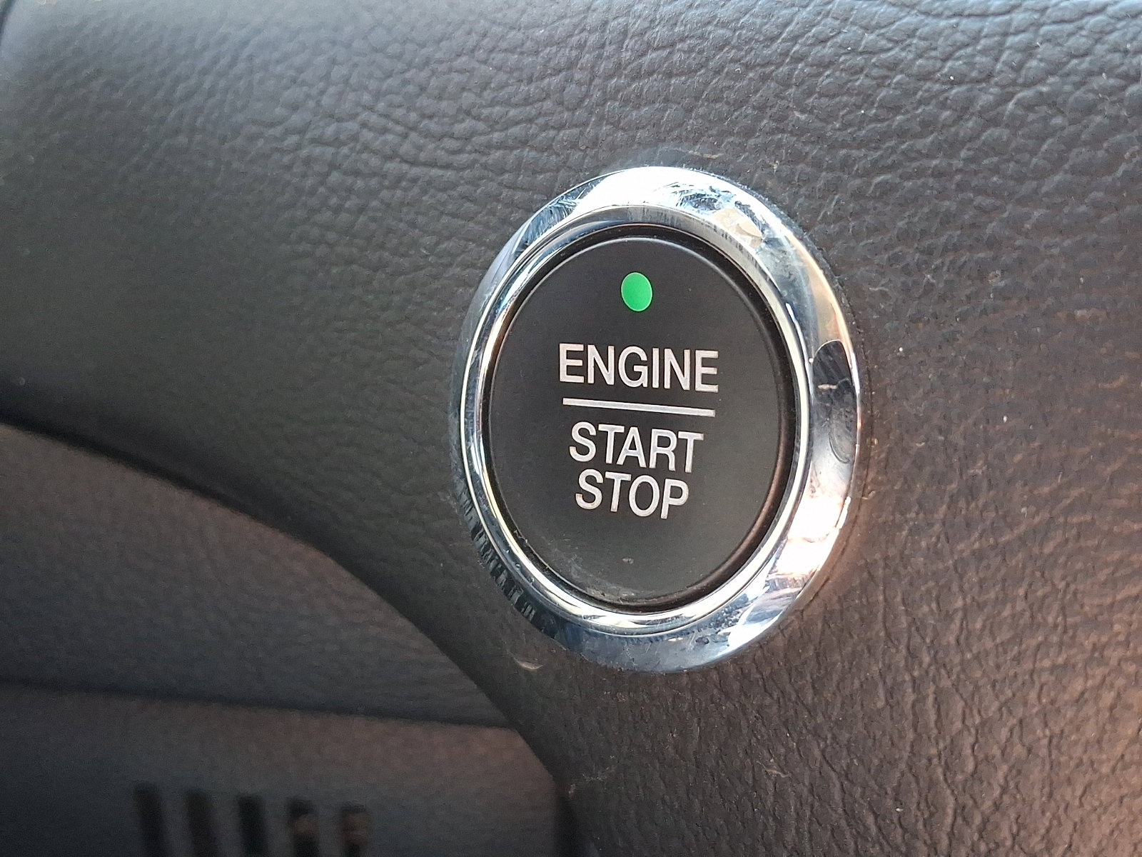 Certified 2019 Ford Edge SEL image 26