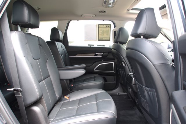 Used 2022 Kia Telluride EX w/ EX Premium Package FWD image 15