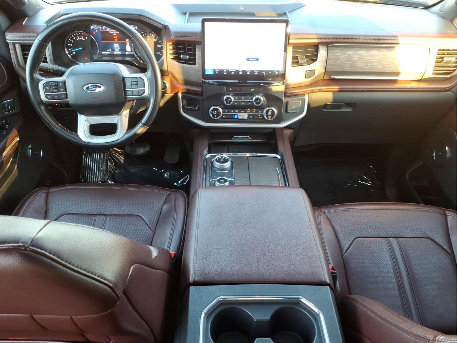 Certified 2024 Ford Expedition Limited AWD/4WD image 6