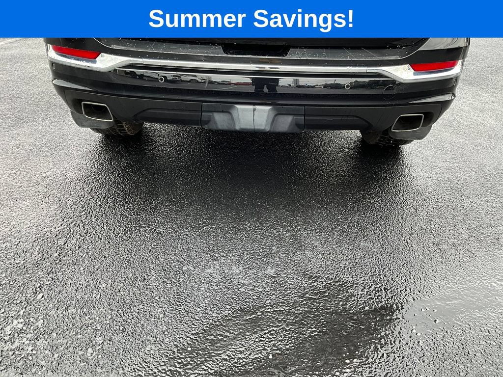 Used 2018 GMC Terrain Denali w/ Advanced Safety Package AWD/4WD image 19