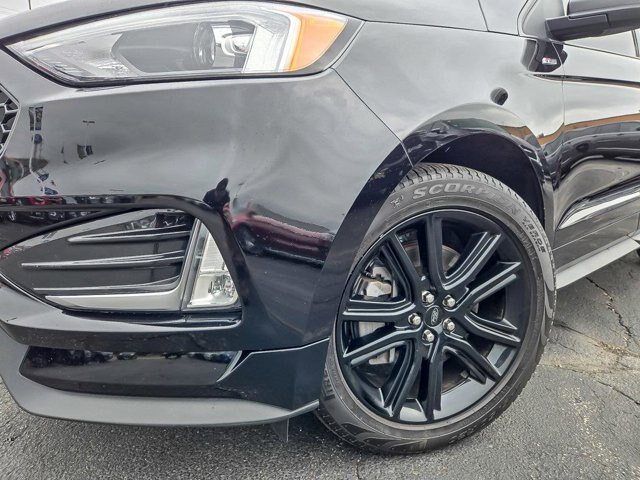 Certified 2024 Ford Edge ST-Line AWD/4WD image 4