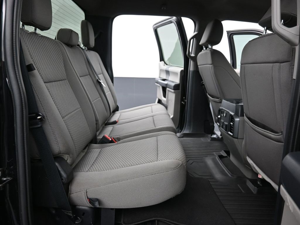 Certified 2022 Ford F350 XLT w/ XLT Premium Package image 10