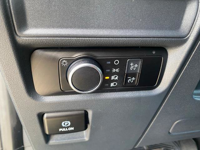 Certified 2022 Ford Expedition XLT image 17