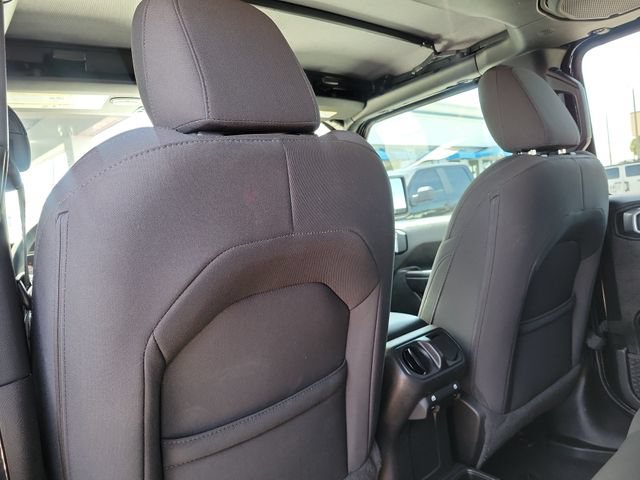 Used 2023 Jeep Gladiator Sport AWD/4WD image 12