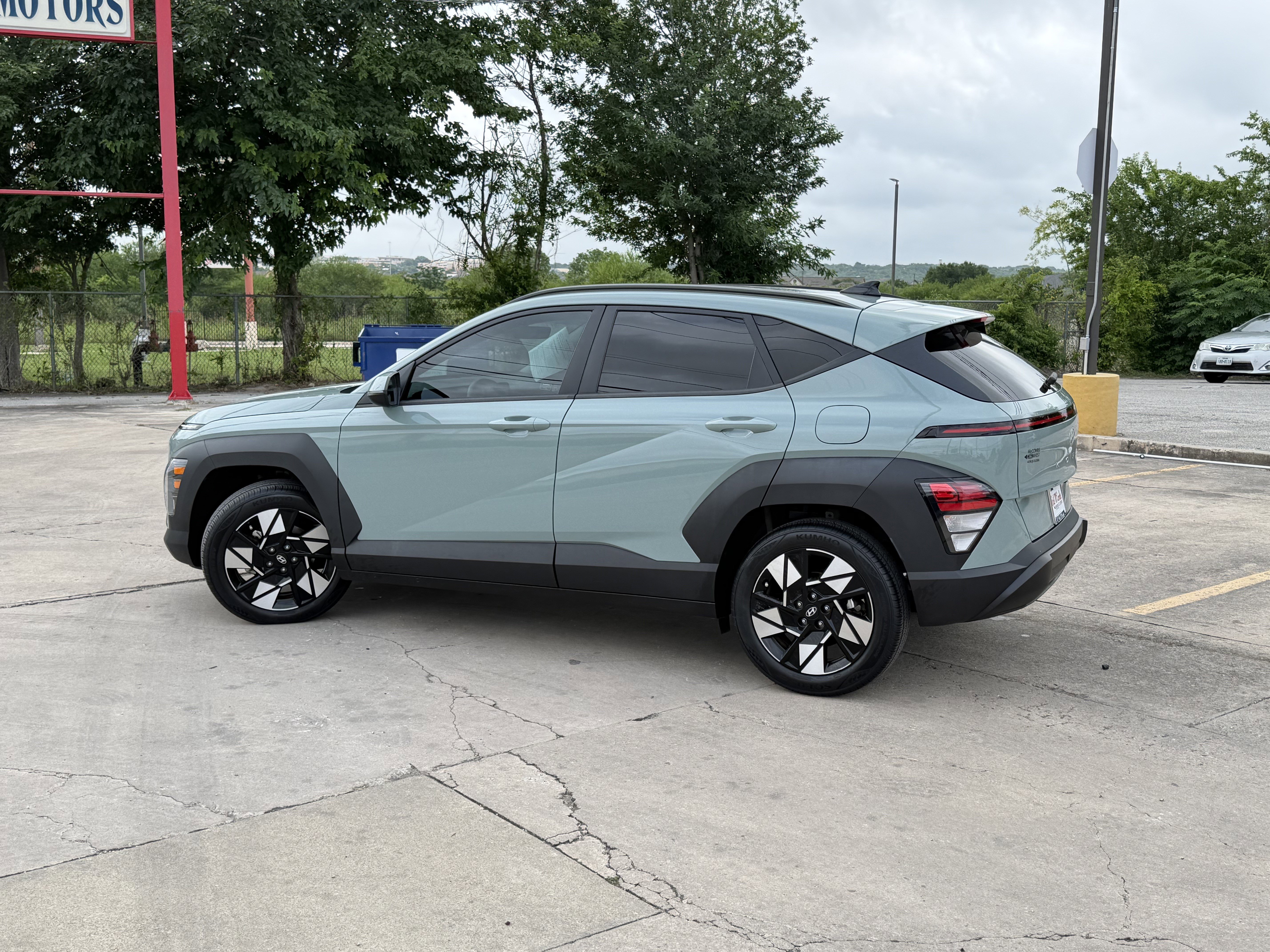 Used 2024 Hyundai Kona SEL w/ Convenience Package FWD image 16