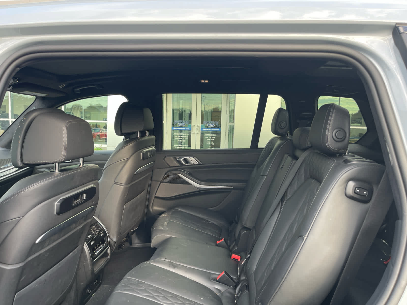 Used 2025 BMW X7 M60i AWD/4WD image 9