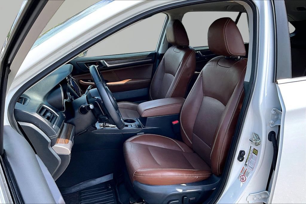 Used 2019 Subaru Outback 2.5i Touring AWD/4WD image 25