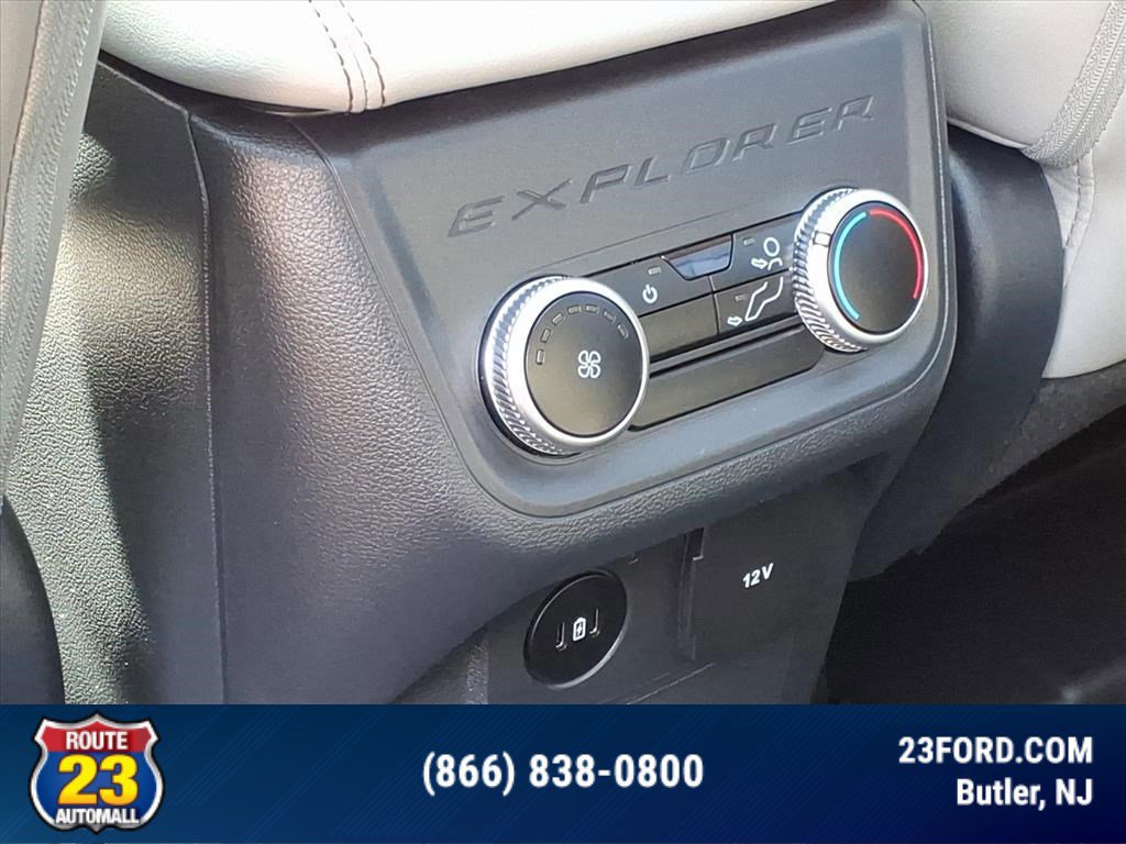 Certified 2025 Ford Explorer Active w/ Active Comfort Package AWD/4WD image 24