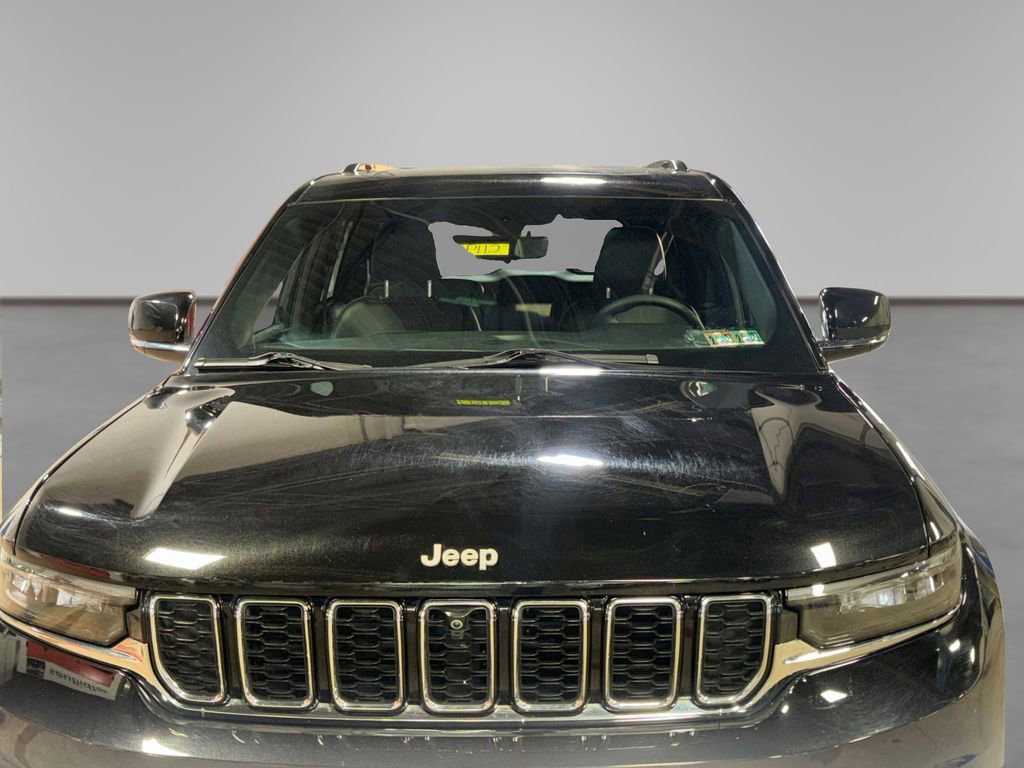 Used 2024 Jeep Grand Cherokee L Limited w/ Luxury Tech Group II image 12