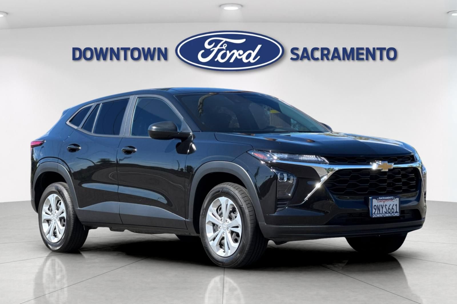 Used 2024 Chevrolet Trax LS FWD image 11