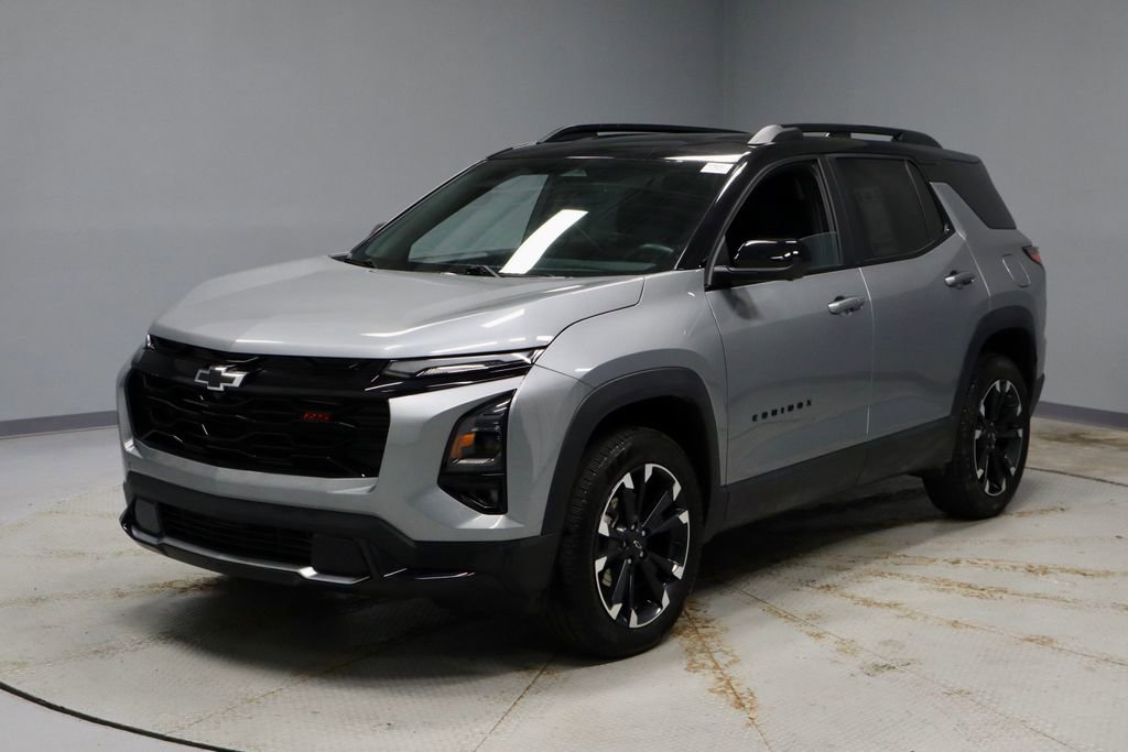 Used 2025 Chevrolet Equinox RS w/ Safety and Technology Package image 9