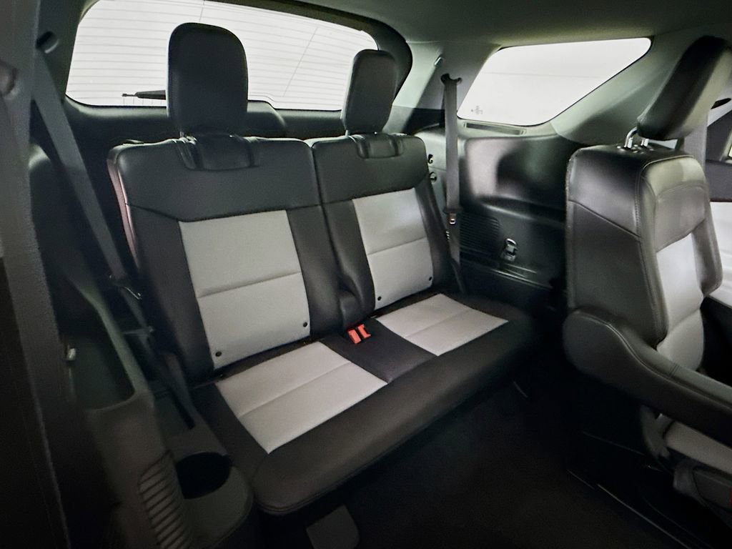 Certified 2023 Ford Explorer XLT w/ Equipment Group 202A image 27