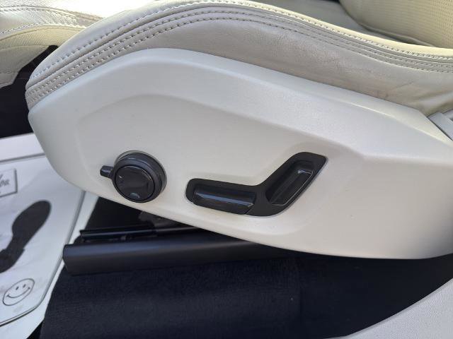 Used 2021 Volvo XC90 T8 Inscription w/ Advanced Package image 24