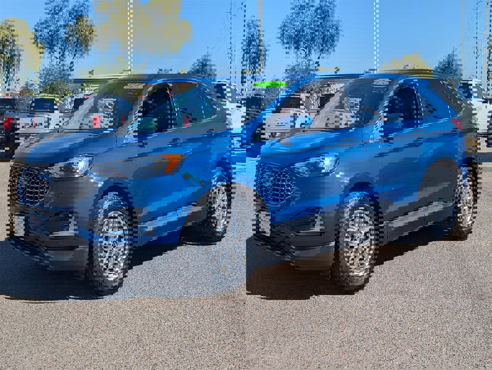 Certified 2024 Ford Edge SEL image 2