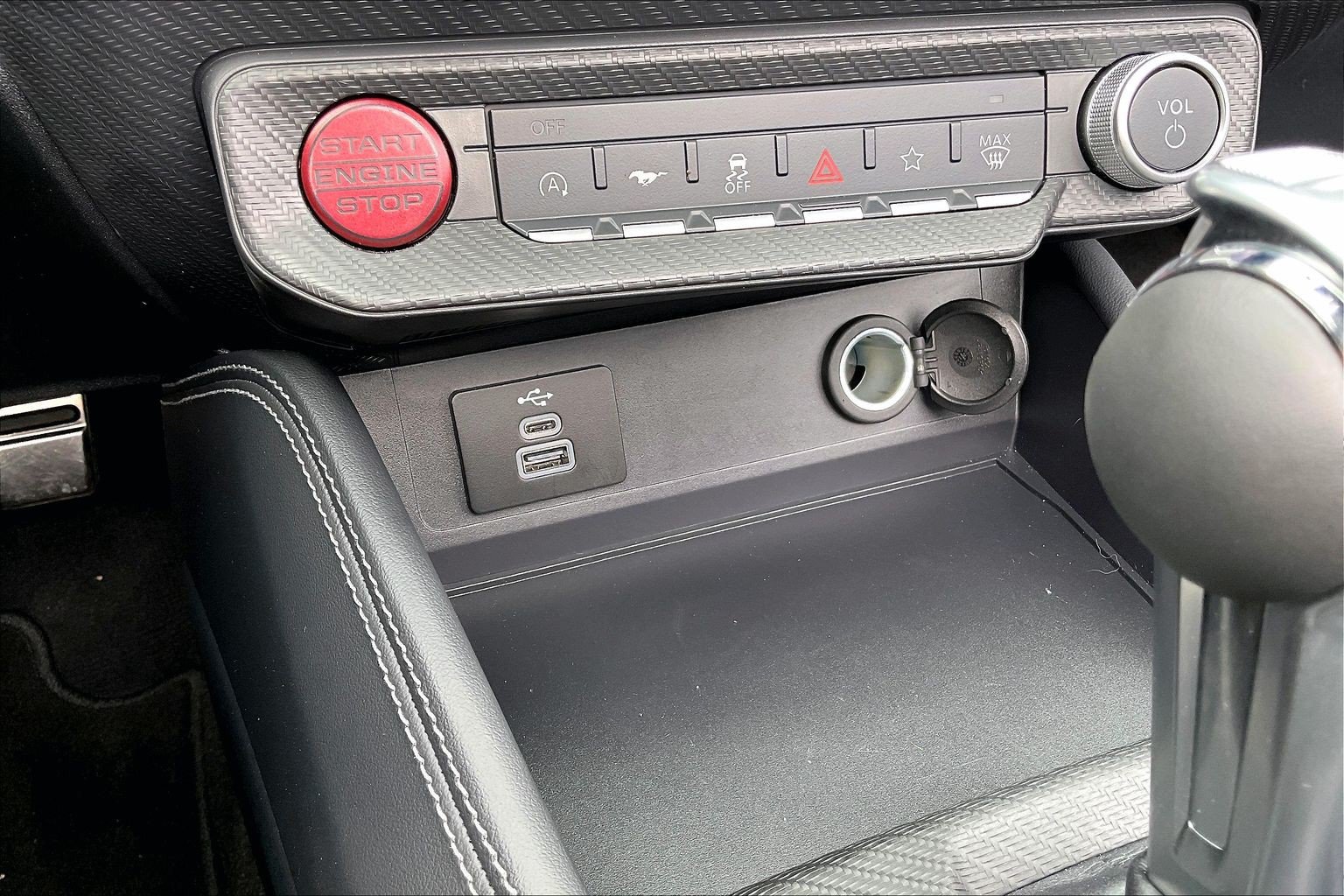 Certified 2025 Ford Mustang GT Premium RWD image 33