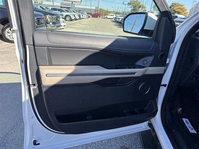 Certified 2024 Ford Expedition Max XLT image 25