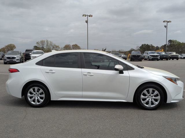 Used 2024 Toyota Corolla LE FWD image 6