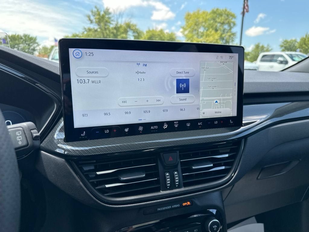 Certified 2024 Ford Escape ST-Line Elite w/ Premium Technology Package AWD/4WD image 19