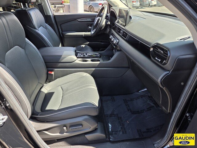 Used 2025 Honda Pilot Elite image 16