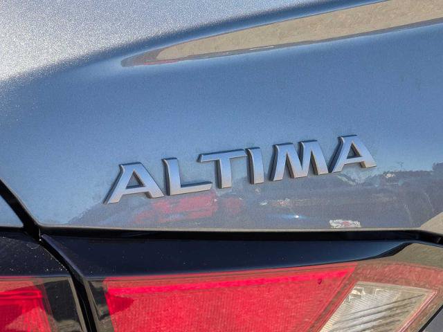 Used 2025 Nissan Altima 2.5 SV FWD image 10