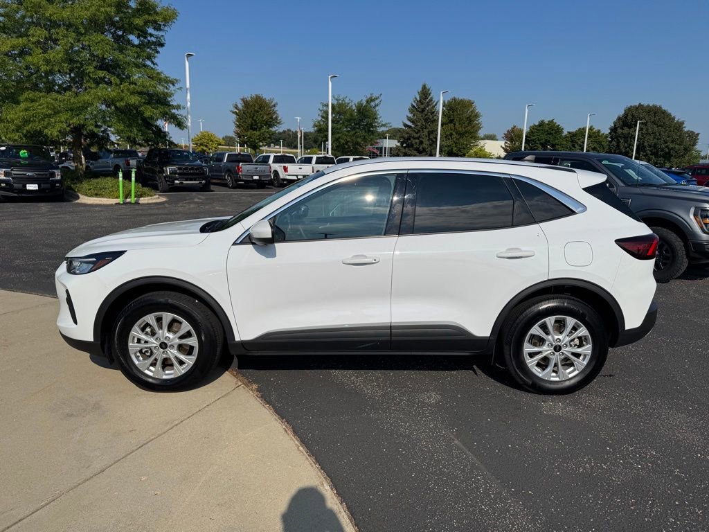 Certified 2023 Ford Escape Active w/ Tech Pack #2 image 4