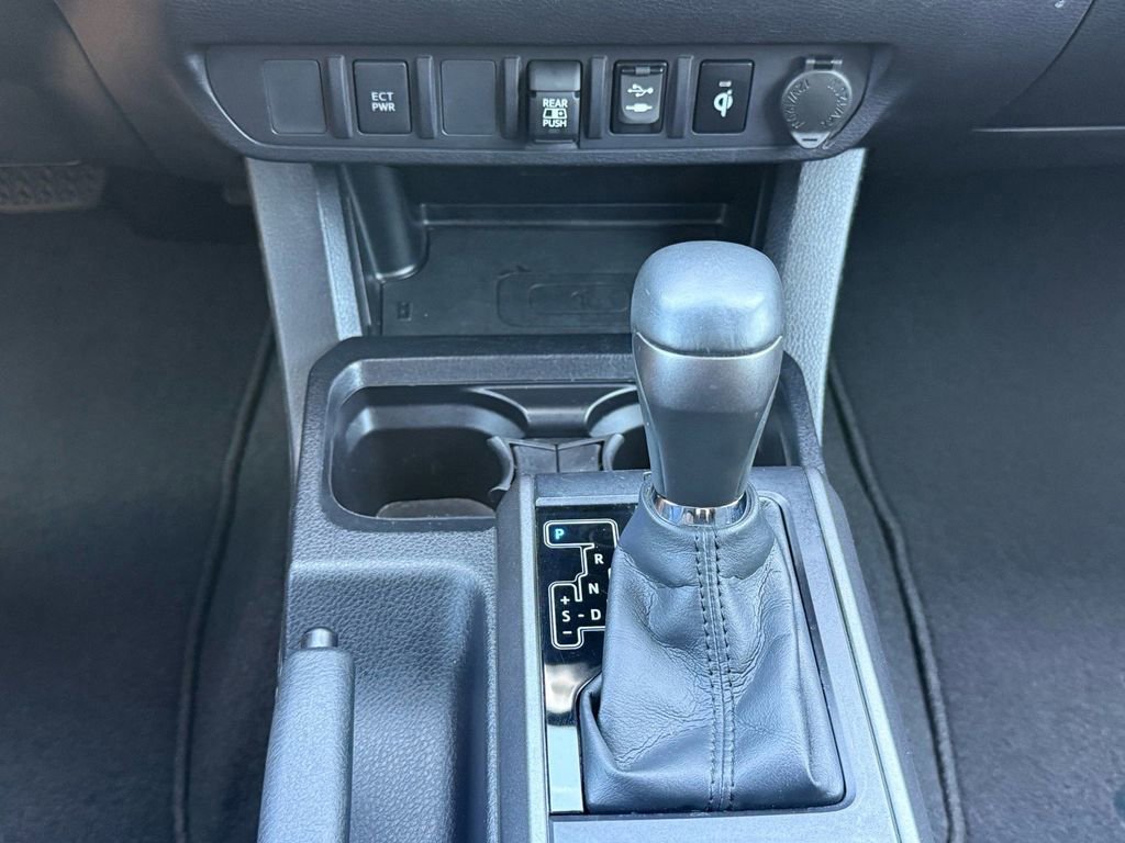 Used 2019 Toyota Tacoma TRD Off-Road RWD image 22