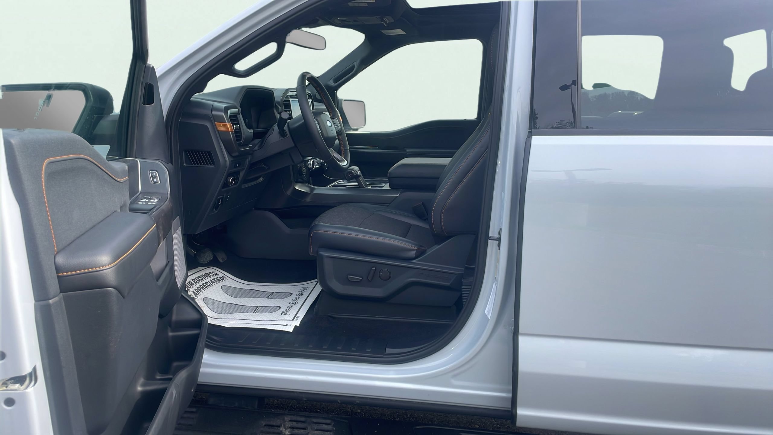 Certified 2025 Ford F150 Tremor AWD/4WD image 11