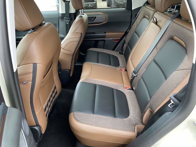 Certified 2025 Ford Bronco Sport Outer Banks w/ Outer Banks Tech Package+ AWD/4WD image 15