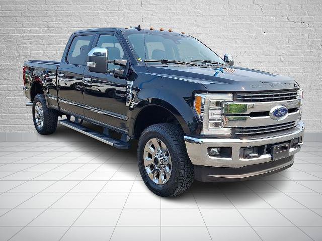 Certified 2019 Ford F250 Lariat w/ Lariat Ultimate Package AWD/4WD image 4