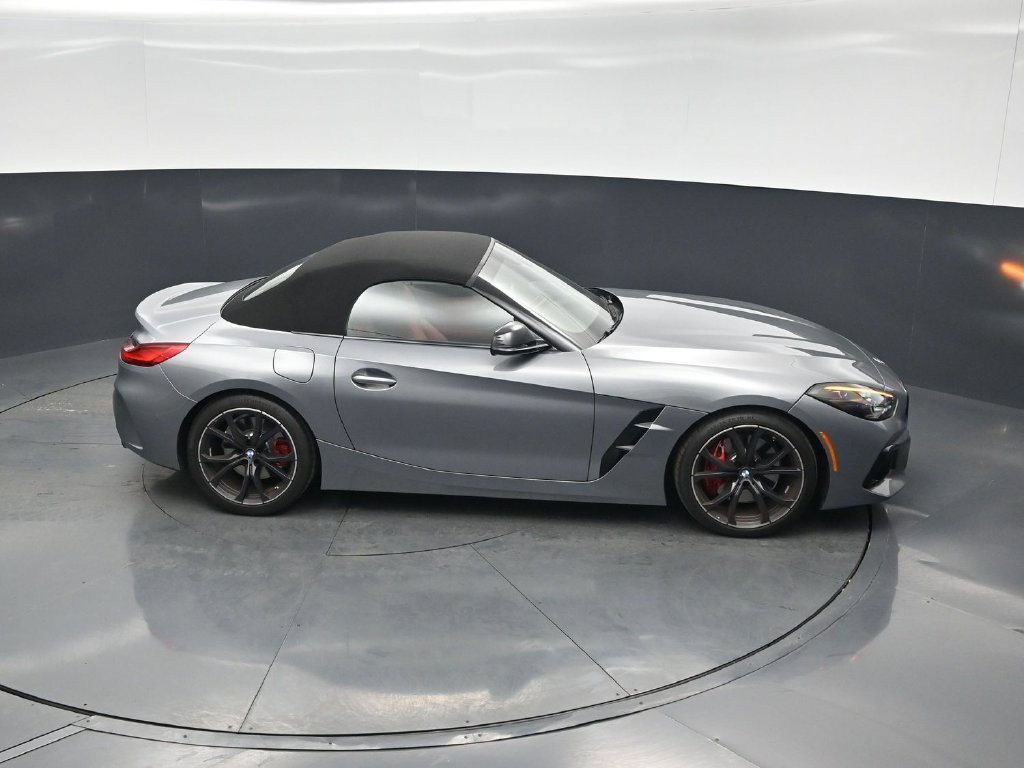 Used 2025 BMW Z4 M40i w/ Edition RWD image 50